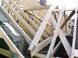 ROOF TRUSSES